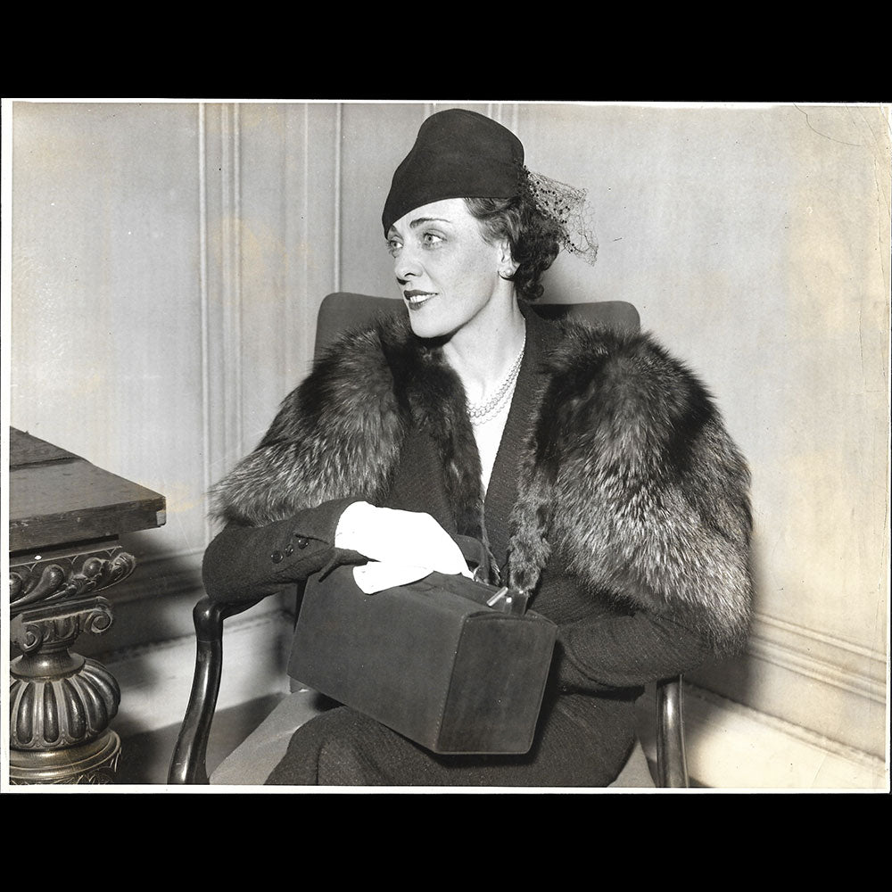 Grace Corson - Portrait de la journaliste et illustratrice américaine (1931)