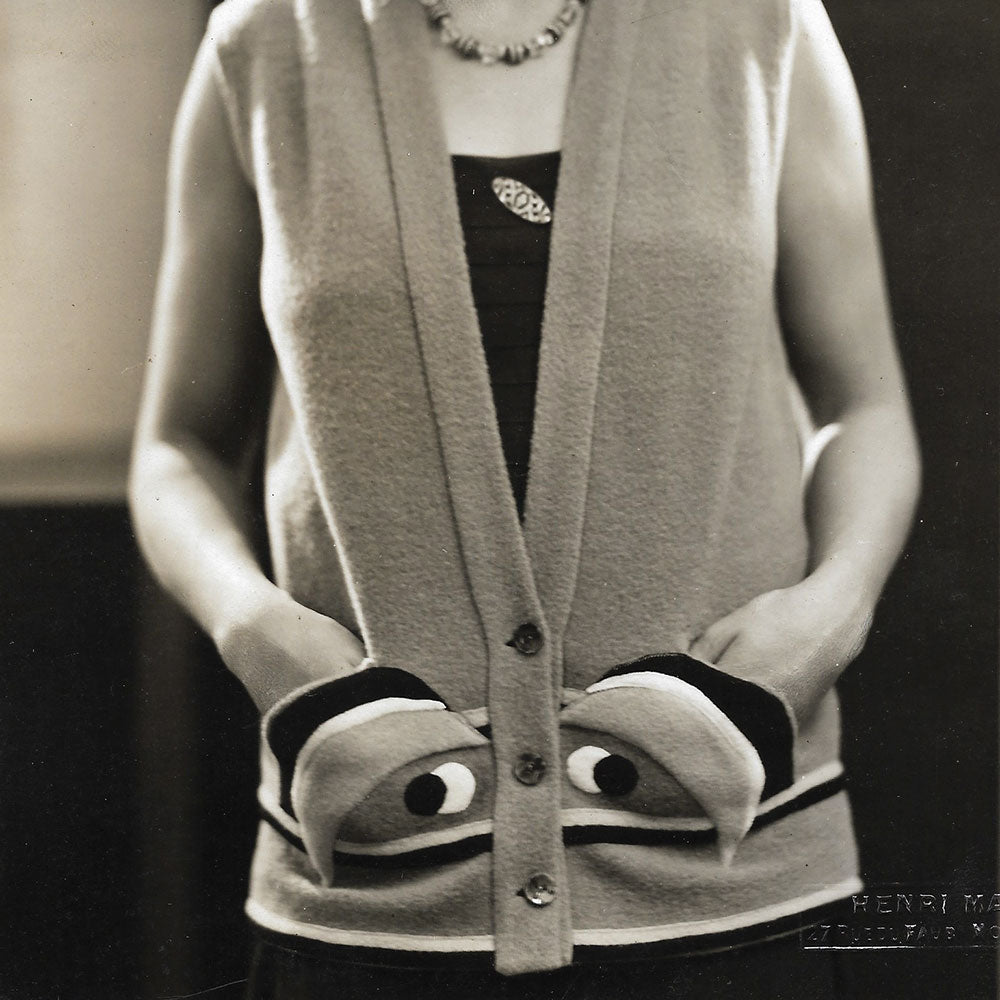 Neyret - Le gilet aux yeux, tirage de Henri Manuel (1920s)