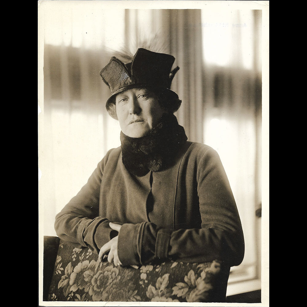 Anne Rittenhouse - Portrait de la journaliste  Harrydel Hallmark (1918)