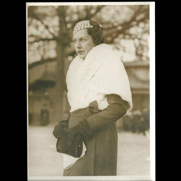 Une Femme Elégante, la mode à Auteuil, photographie de l'agence Meurisse (circa 1935)