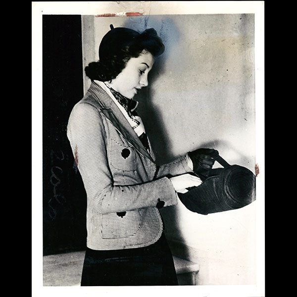 Jeanne Lanvin - Sac pour masque à gaz (1939)