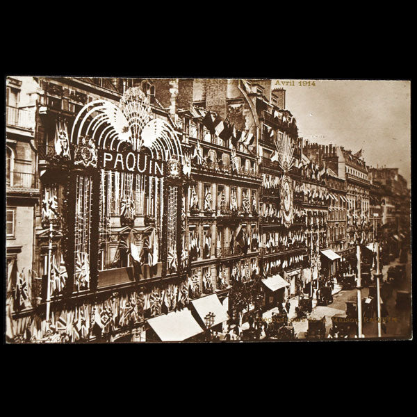 La maison Paquin, 3 rue de la Paix à Paris lors de la visite du roi George V (1914)