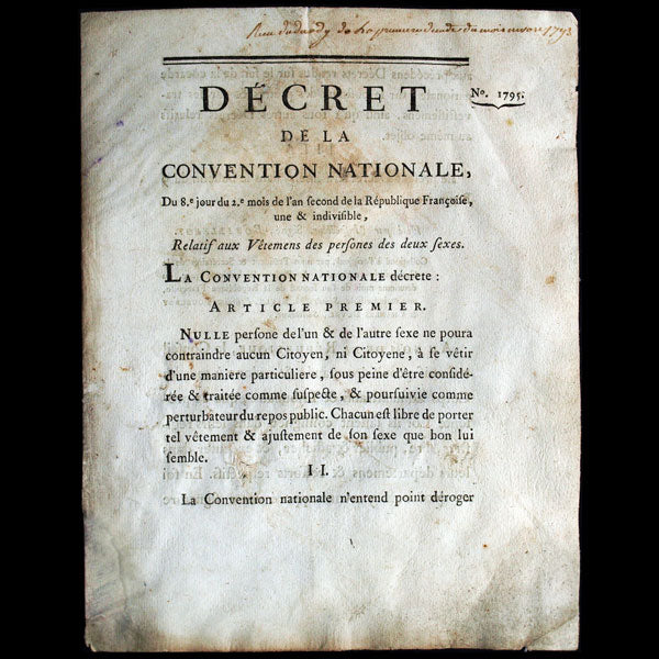 Décret de la Convention Nationale relatif aux Vêtements des personnes des deux sexes (1793)