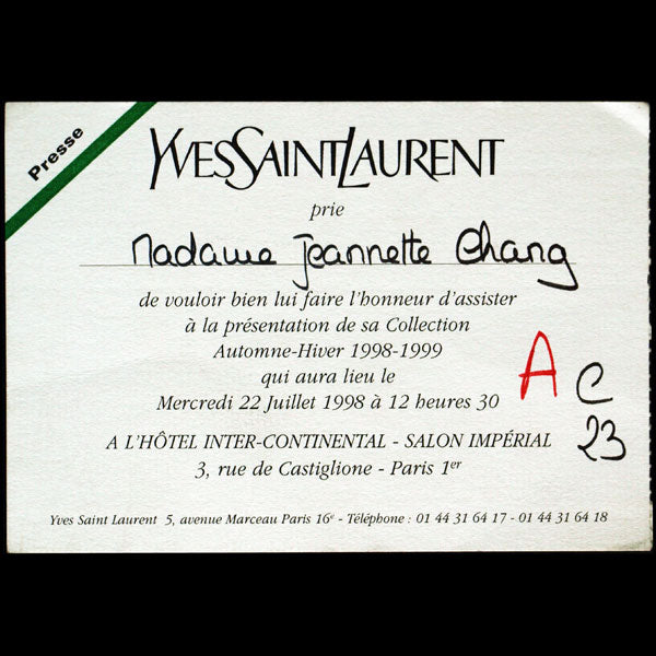 Carton d'invitation au défilé Yves Saint-Laurent du 22 juillet 1998, collection Automne-Hiver 1998-1999