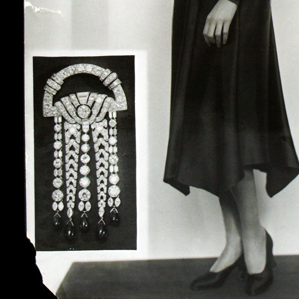 Jean Patou - Robe de satin de Patou, bijou de Van Cleef & Arpels, tirage d'époque de Luigi Diaz (1930)