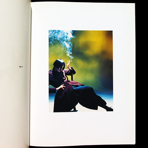 Out of Fashion, photographs by Nick Knight and Cindy Palmano, catalogue de l'exposition (1989)