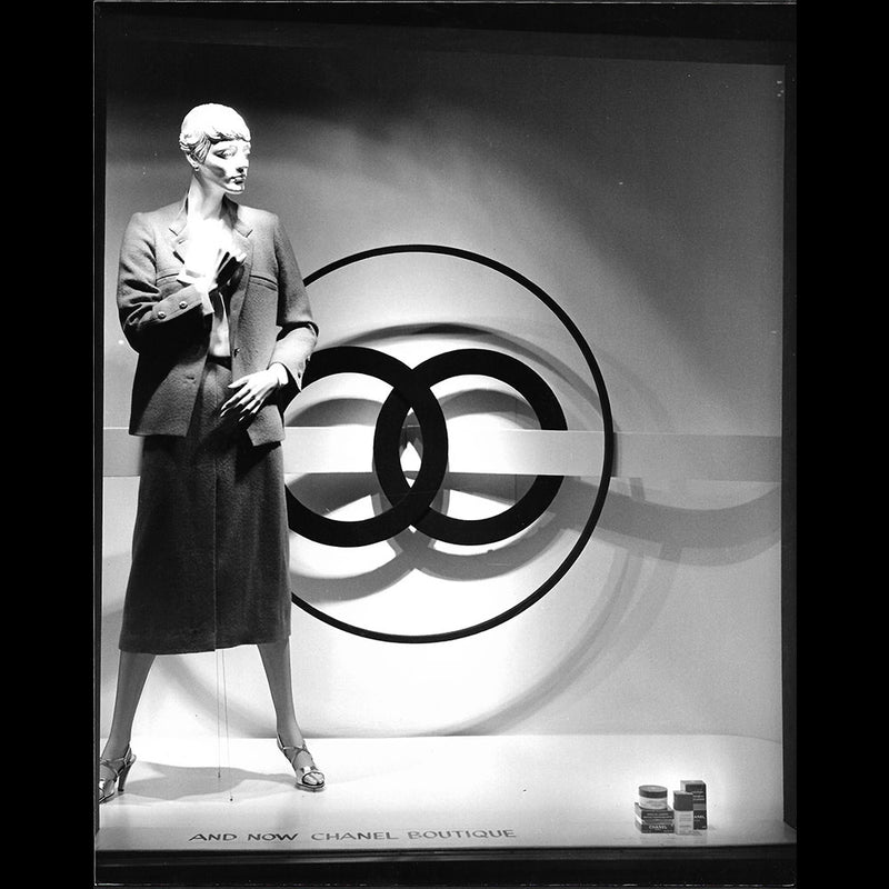 Chanel - Présentation de modèles au magasin I. Magnin à San Francisco, 4 photographies d'Ivan Essayan (1975)