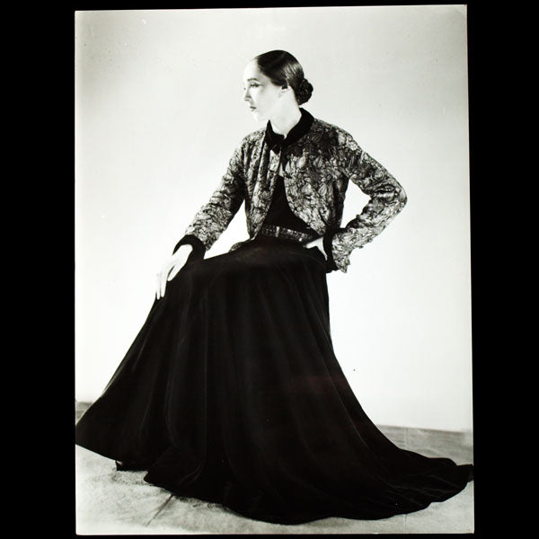 Robe et bolero de Lucien Lelong, photographie d'époque du studio Deutsch (circa 1935)