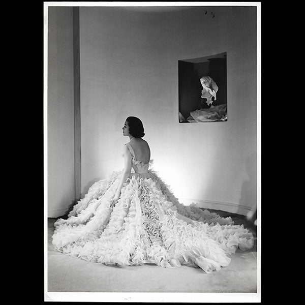 Nina Ricci - robe du soir Griserie, tirage d'époque de Pierre L. André (1948)