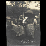 Paul Géniaux - La mode aux courses de Deauville, réunion de 4 photographies (1911)