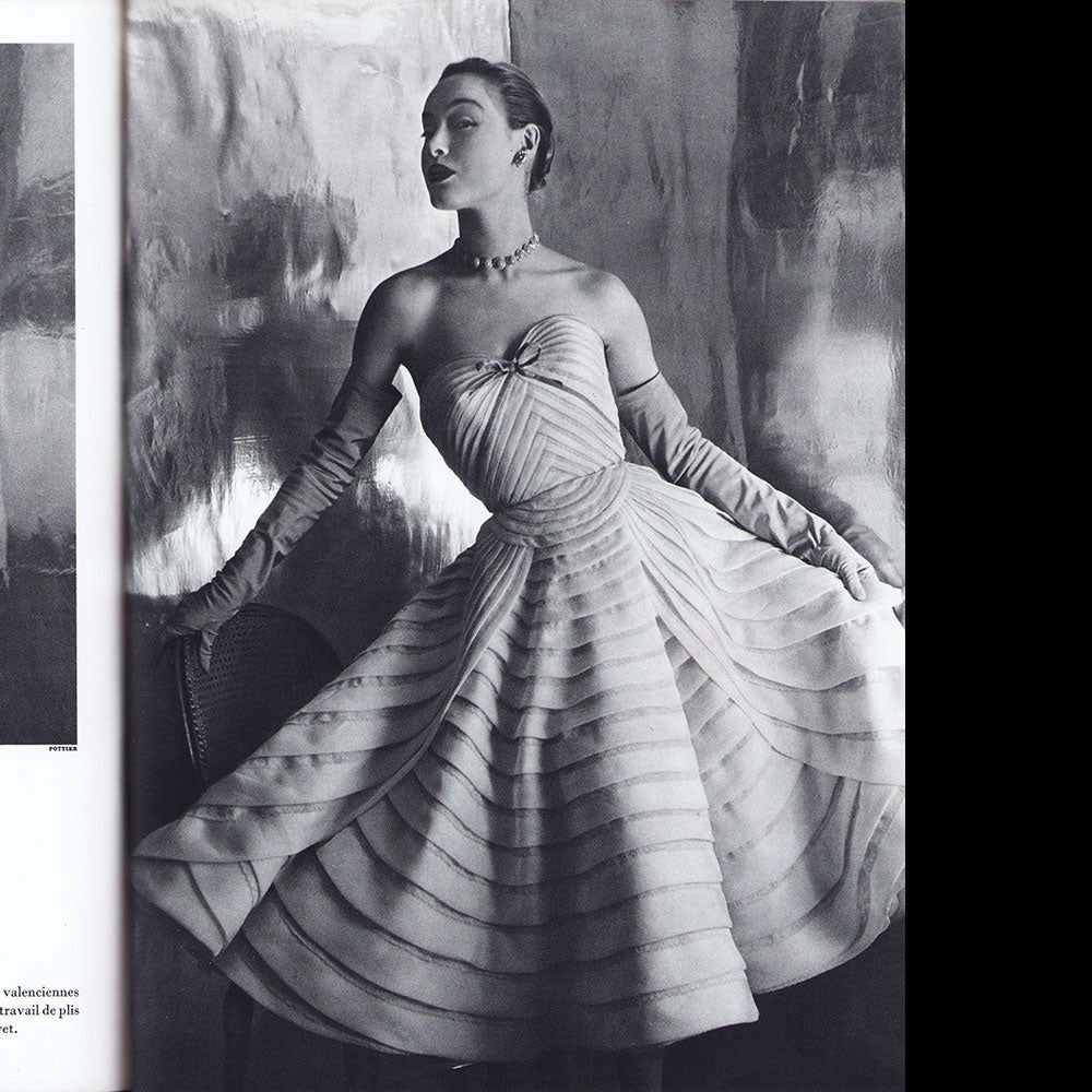 L'Officiel de la Couture et de la Mode de Paris (mars 1952)