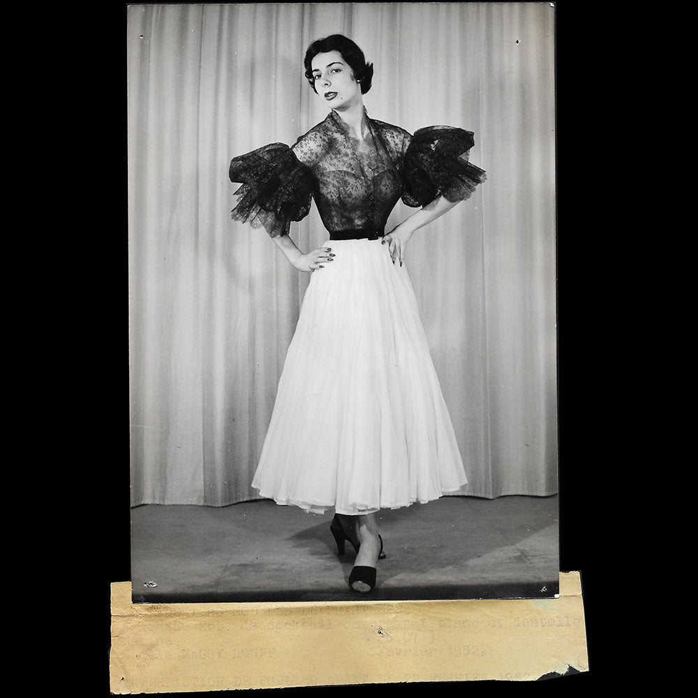 Maggy Rouff - Robe de cocktail en organdi et dentelle (1952)