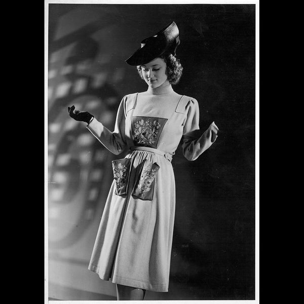 Jeanne Lanvin - Robe brodée - tirage de Philiberte de Flaugergues (1941)