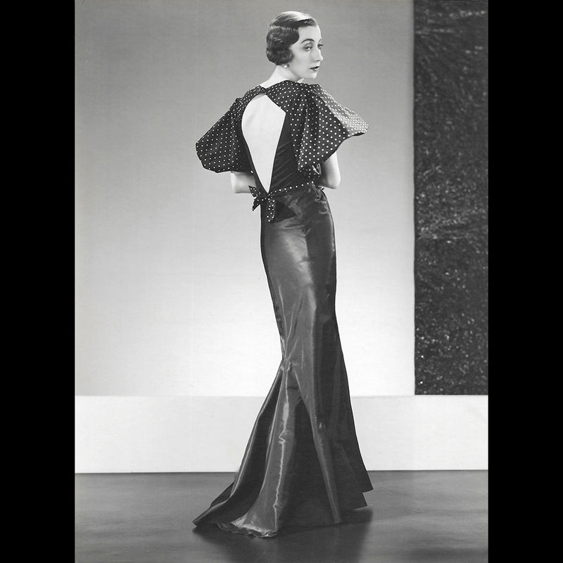Robert Piguet - Tout Paris, robe portée par la Comtesse Grabbe, tirage de Dorvyne (1934)