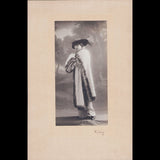 Portrait d'une élégante, photographie du Studio Talbot (circa 1910)
