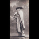 Portrait d'une élégante, photographie du Studio Talbot (circa 1910)